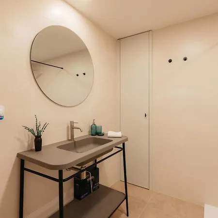 Doce De Colon C Appartement Requena